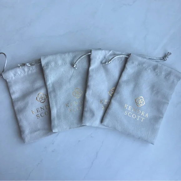 Kendra Scott Grey Dust Bags Set of 4 - Picture 1 of 3
